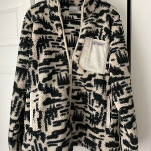 Columbia Black and Cream Fleece Jacket